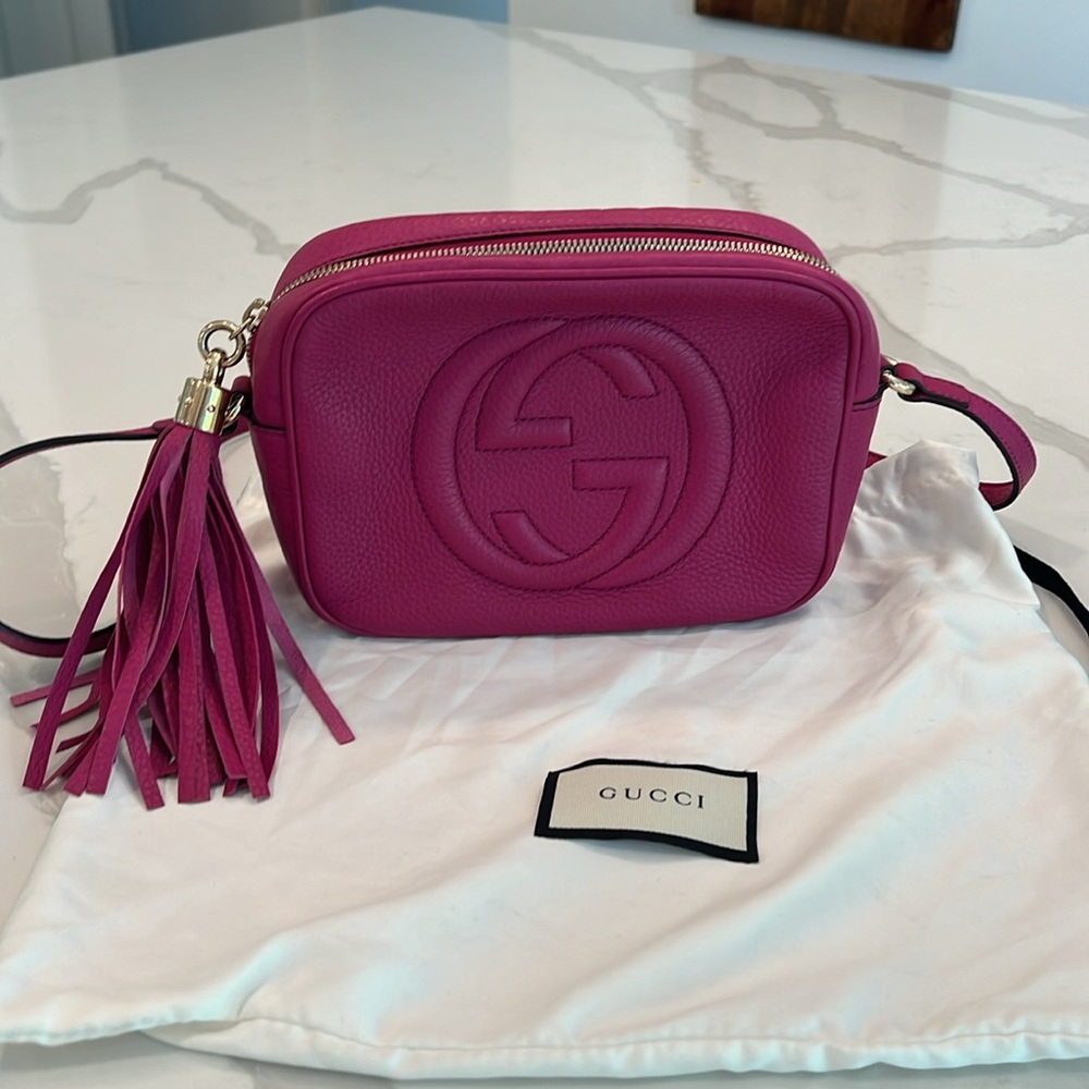 Gucci Pink Soho Disco Leather Crossbody Bag with Tassel